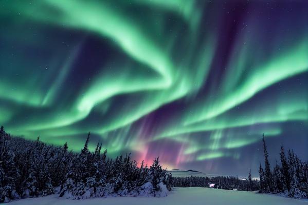 VIDEO: Kaj se skriva za polarnim sijem, ki ga nismo pričakovali?