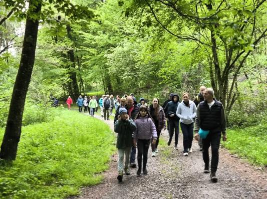 FOTO: Dobre volje na pretek na tradicionalnem pohodu v Kukeču