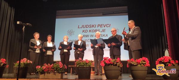 FOTO: V Črenšovcih se je pelo in igralo