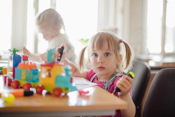 Kdaj bo izplačan otroški dodatek in drugi socialni transferji v mesecu maju?