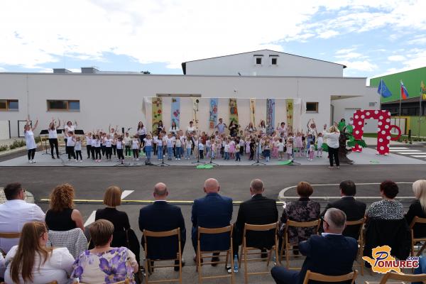 FOTO: Nov vrtec v Puconcih slavnostno odprt