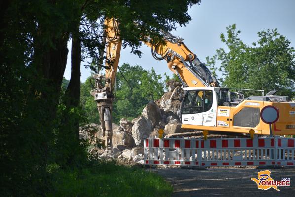 FOTO in VIDEO: Most na Noršinski ulici je porušen