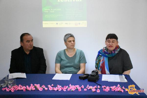 FOTO: Rokodelstvo, dediščina in skupnost – praznik ustvarjalnih rok