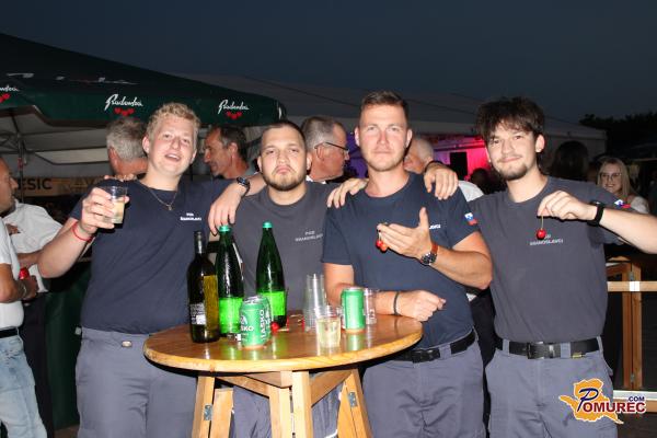 FOTO in VIDEO: Gasilska tradicija, nova tehnika in zabava z Nočnim skokom