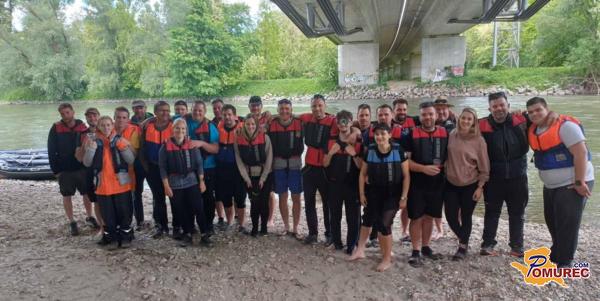 Gasilski spust po valovih reke Mure in gasilske šaljive zabavne igre