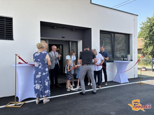 FOTO: Družinsko podjetje Avto Recek slovesno odprlo nove poslovne prostore