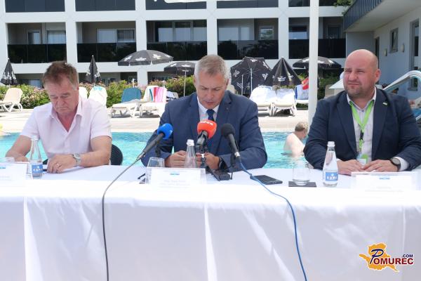 FOTO: Turizem in šport z roko v roki: Posvet v Moravskih Toplicah izpostavil razvojne priložnosti Pomurja