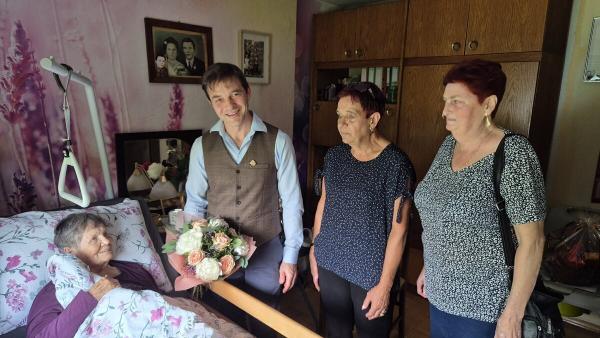 FOTO: Župan obiskal občanko ob njenem 100. rojstnem dnevu