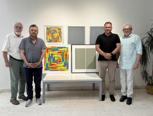 FOTO: Galerijska zbirka Murske Sobote bogatejša za dve novi grafiki