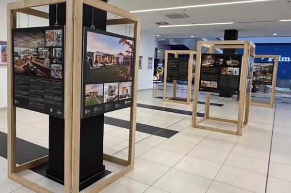 FOTO: Kaj se skriva na hodniku v BTC-ju? 