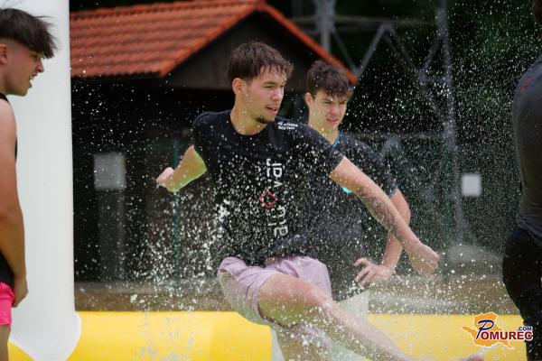 FOTO in VIDEO: Zabava v polnem zagonu, Škaf 2025 razvnema Černelavce