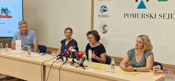 FOTO: Sladoled nove generacije in okusi Pomurja navdušili stroko