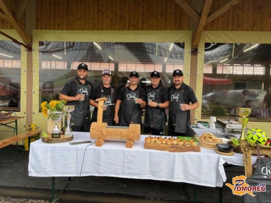 FOTO: Na Kotelfestu kuhalo kar 20 ekip