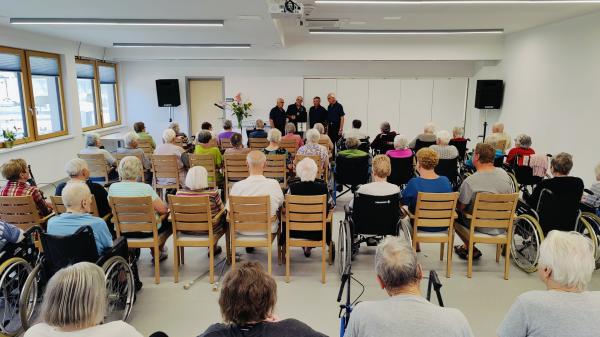 FOTO: Kvartet Jeruzalem razvajal občinstvo v Rakičanu