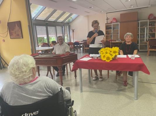 FOTO: Cimbale, pesem in poezija napolnili Dom starejših občanov Ljutomer