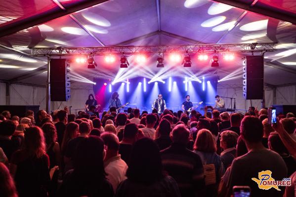 FOTO in VIDEO: Željko Bebek in Ansambel Aktual navdušila na najbolj mokri zabavi poletja