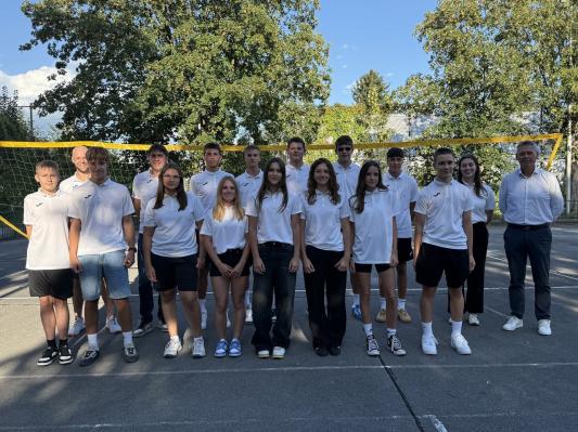 FOTO: Mladi športni upi iz Murske Sobote odhajajo v Estonijo