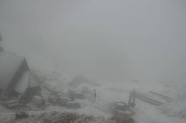 Sredi julija – sneg! Slovenija pod vplivom hladne fronte