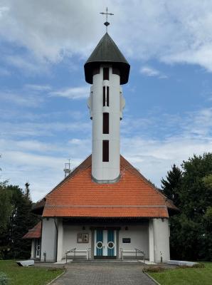 FOTO: V občini Lendava uvedli avtomatsko zvonjenje zvonov na cerkvi