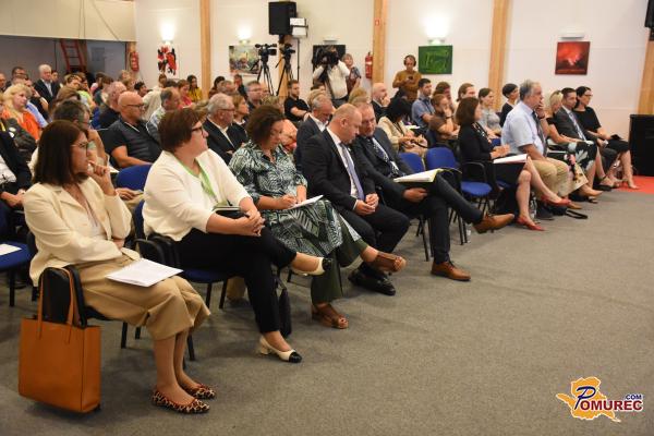 FOTO in VIDEO: Kako bomo jedli v prihodnosti? Vizija slovenskega kmetijstva