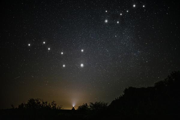 Nocoj vrhunec meteorskega dežja: do 100 utrinkov na uro