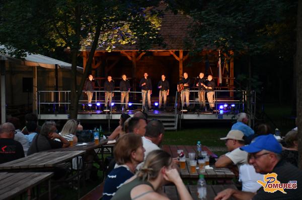 FOTO in VIDEO: Klapa Solinar zaključila čaroben prvi dan Büjraških dnevov