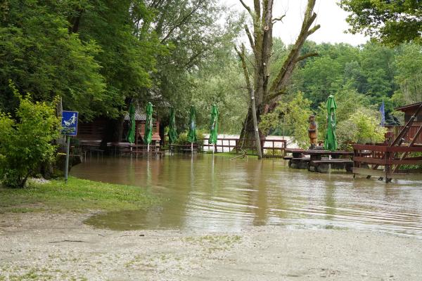 Minevata dve leti od katastrofalnih poplav: obnova še ni končana, izzivi ostajajo