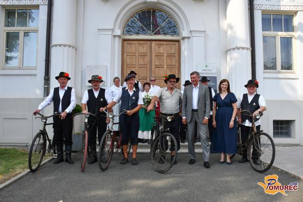FOTO in VIDEO: V Črenšovcih položili venec pred spomenik Jožefa Klekla st.