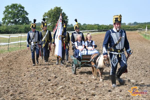 FOTO in VIDEO: Dolga vas gosti konjeniški spektakel 