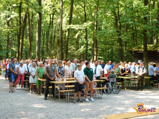 FOTO: Hubertova maša v Bogojini povezala lovce in domačine