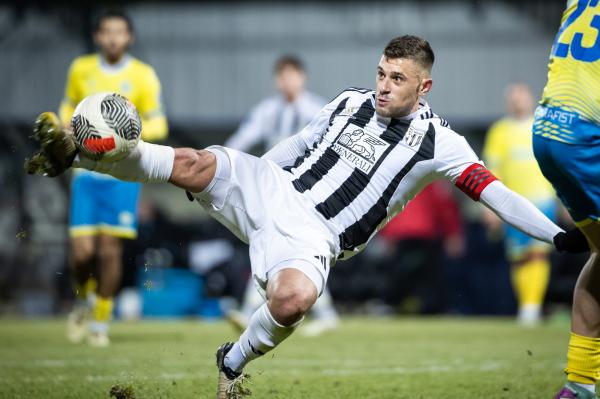 Nafta vabi ikono Mure: Maroša na izhodnih vratih Mure