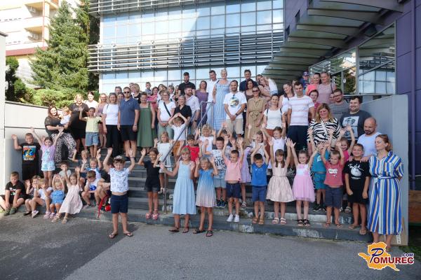 FOTO: Prijetno druženje prvošolčkov zaposlenih Splošne bolnišnice Murska Sobota
