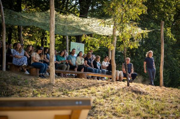 FOTO: Na Goričkem odprli učno učilnico na prostem o opraševalcih