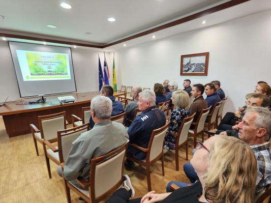 FOTO: Navdihujoče zgodbe in realni izzivi podjetnikov v Križevcih