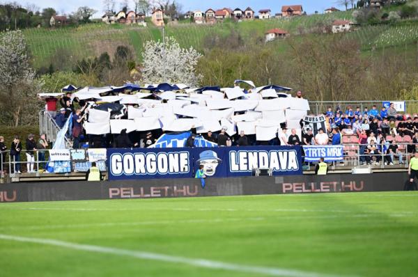 Nafta s suvereno zmago proti Jeseničanom