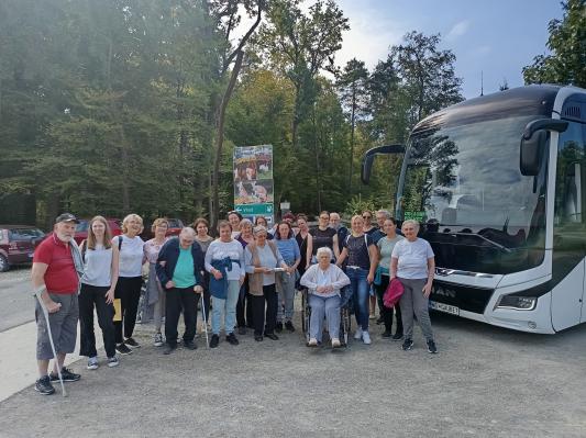 FOTO: Stanovalci Bivalne enote Stročja vas obiskali Sikalu Zoo