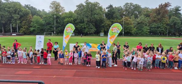FOTO: Mini olimpijada razveselila otroke Vrtca Murska Sobota