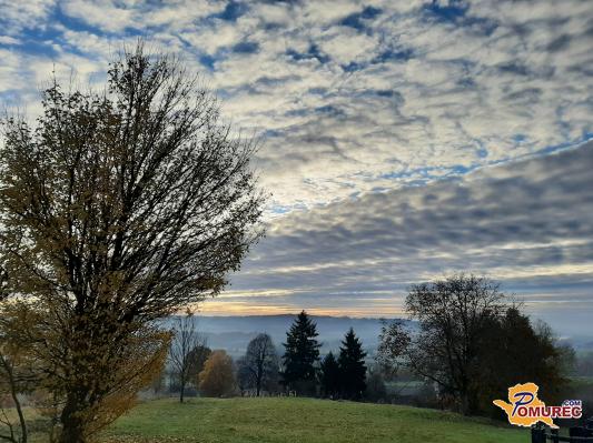 Nedelja zelo topla, sledi vremenski preobrat 