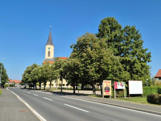 FOTO: V Črenšovcih potekajo priprave na posvetitev novega soboškega škofa