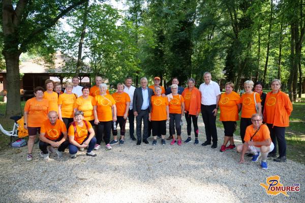 FOTO: Han in Židan začela obisk Pomurja na Otoku ljubezni