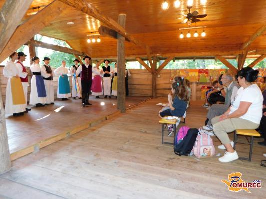 FOTO: ForestFest na Otoku ljubezni: narava, ustvarjalnost in kulinarika očarali obiskovalce