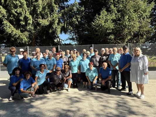 FOTO: Župan Anželj obiskal balinarsko tekmovanje upokojencev v Bakovcih