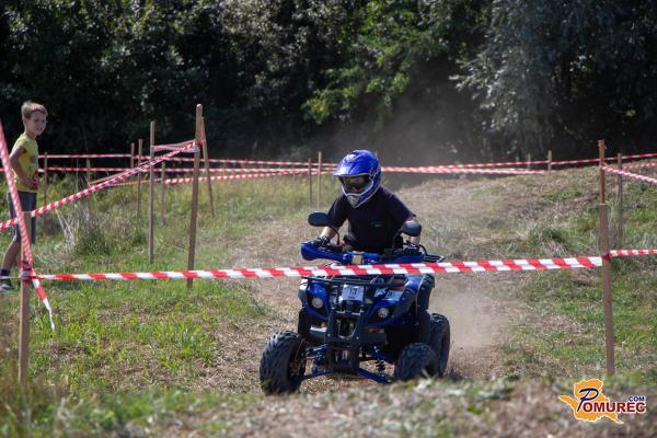 FOTO: Adrenalinsko srečanje navdušilo obiskovalce v Trnju