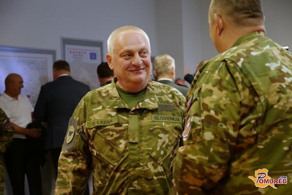 VIDEO: Nova era v soboški vojašnici, poveljstvo prevzel Prekmurec