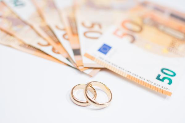 Konec ljubezni, začetek stroškov: Koliko stane ločitev v Sloveniji?