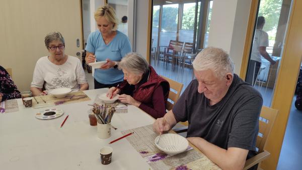 FOTO: Ustvarjalna delavnica v Domu starejših Rakičan