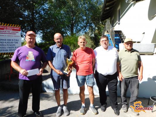 FOTO: Srečanje ribičev na ribolovu za pokal občine Tišina