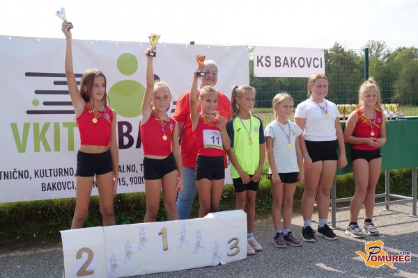 FOTO: Tekaški praznik v Bakovcih združil vse generacije