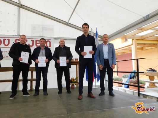 FOTO: Kdo ima letos najboljšo tünko?