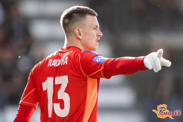 Mura potrdila: Florijan Raduha zapušča črno-bele